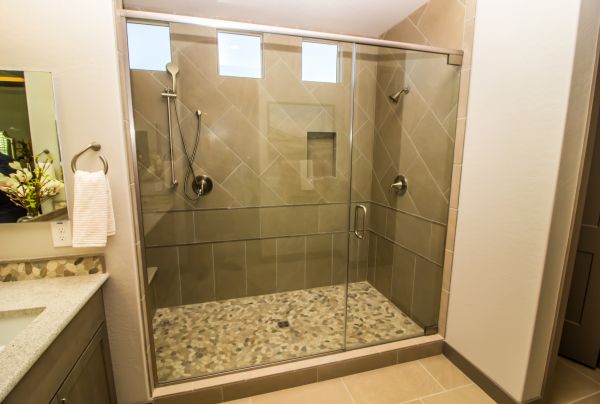 Professional Shower Enclosure Replacement