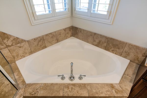 Professional Bathtub Surround Installation